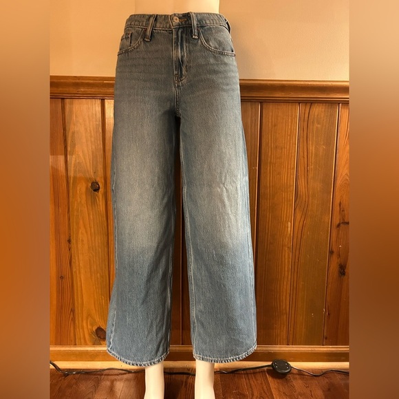 Wide leg baggy, mid-rise Drapey Denim Sz 0, medium wash, stylish, short length - Picture 5 of 13